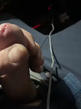 Snapshot of joeycbigcock chatting on 01/29/25, 10:32 joeycbigcock online show from 01/29/25, 10:32