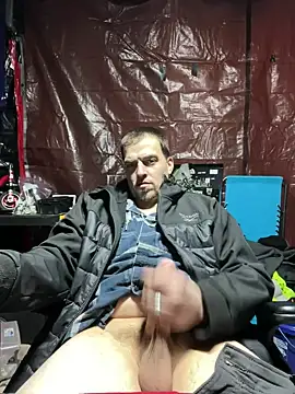 Snapshot of joeycbigcock chatting on 02/22/25, 06:30 joeycbigcock online show from 02/22/25, 06:30