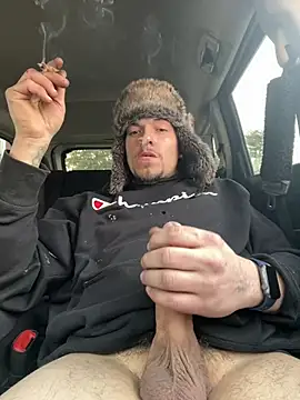 Snapshot of joeycbigcock chatting on 02/24/25, 09:20 joeycbigcock online show from 02/24/25, 09:20