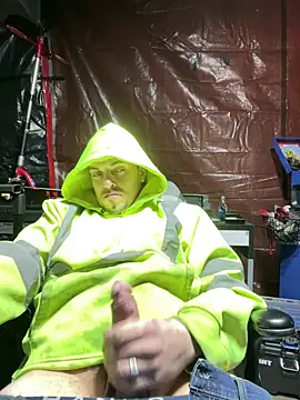 Snapshot of joeycbigcock chatting on 03/03/25, 10:20 joeycbigcock online show from 03/03/25, 10:20