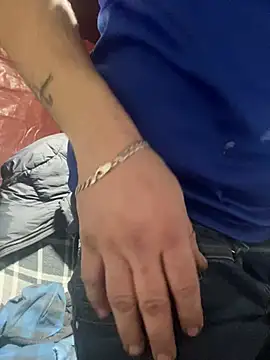 Snapshot of joeycbigcock chatting on 03/07/25, 09:06 joeycbigcock online show from 03/07/25, 09:06