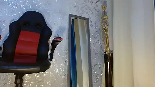 Snapshot of Samantabrown_ chatting on 11/21/25, 11:20 Samantabrown online show from 11/21/25, 11:20