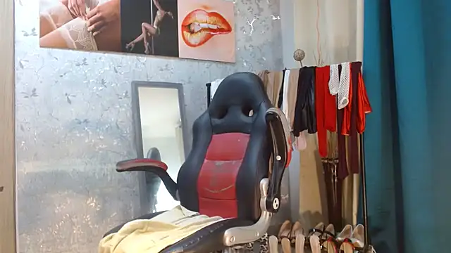 Samantabrown  online show from 07/06/26, 10:56