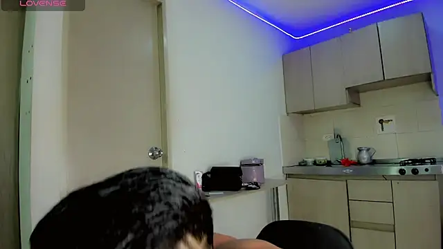 Snapshot of alejo_cute chatting on 01/23/25, 06:14 alejo cute online show from 01/23/25, 06:14