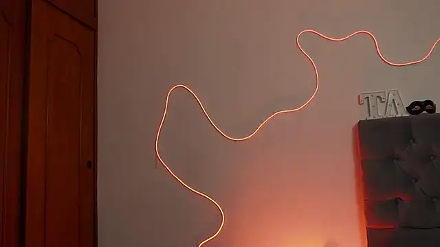 Snapshot of tay_ler3 chatting on 02/05/25, 03:23 tay ler3 online show from 02/05/25, 03:23