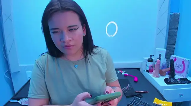Amy hoy69 online show from 12/15/24, 11:23