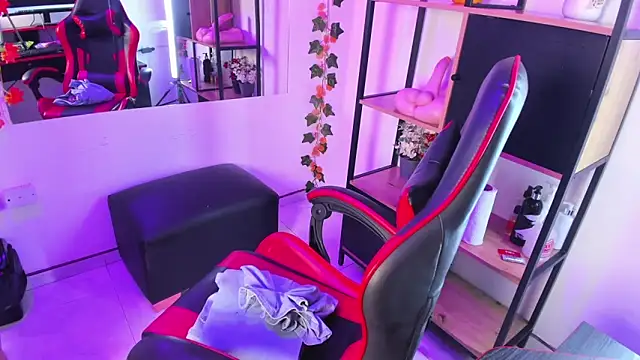 Amy hoy69 online show from 10/29/25, 02:58