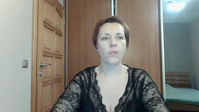 LoraLoraMay online show from 01/19/26, 02:43