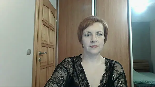LoraLoraMay online show from 02/05/26, 04:22