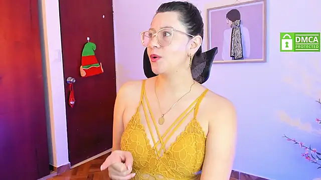 Chanelll Taylorr  online show from 12/28/24, 12:35