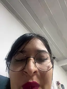 ZTahya online show from 11/15/25, 11:10