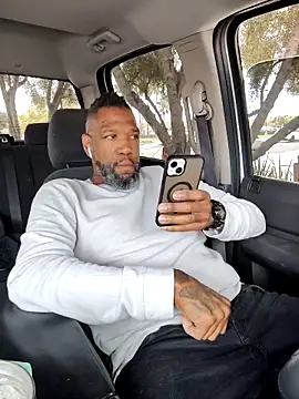 Snapshot of 3prettyboy3 chatting on 10/13/25, 07:25 3prettyboy3 online show from 10/13/25, 07:25