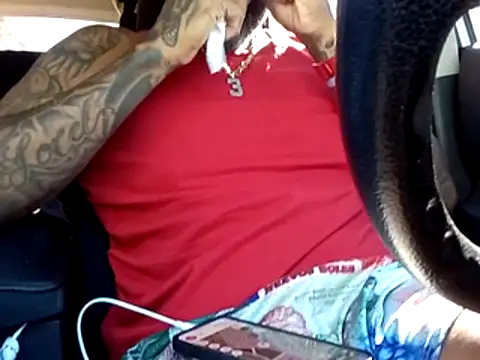 Snapshot of 3prettyboy3 chatting on 10/20/25, 10:21 3prettyboy3 online show from 10/20/25, 10:21