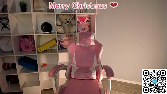 Mavis Willis online show from 12/25/24, 07:14