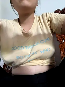 Milk Mom99 online show from 10/07/25, 01:36