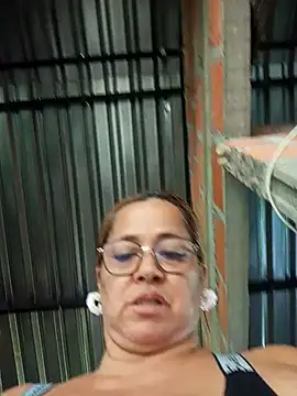 Snapshot of natally_ross21 chatting on 10/27/25, 02:54 natally ross21 online show from 10/27/25, 02:54