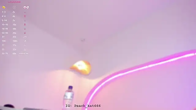 katiepeach  online show from 01/21/25, 12:29