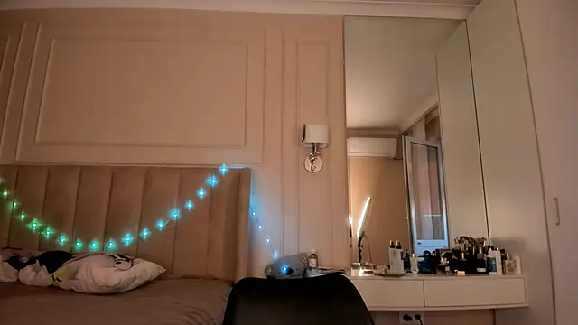 melissa yamazaki online show from 11/25/25, 04:56