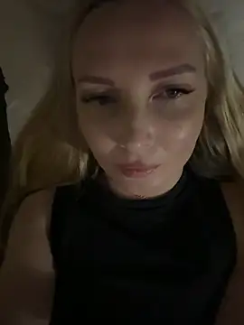 Snapshot of Aleksandrakis chatting on 09/26/25, 08:57 Aleksandrakis online show from 09/26/25, 08:57