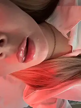 Snapshot of Aleksandrakis chatting on 09/30/25, 10:31 Aleksandrakis online show from 09/30/25, 10:31