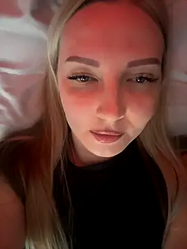 Snapshot of Aleksandrakis chatting on 10/01/25, 10:21 Aleksandrakis online show from 10/01/25, 10:21