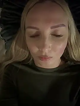 Snapshot of Aleksandrakis chatting on 10/07/25, 06:49 Aleksandrakis online show from 10/07/25, 06:49