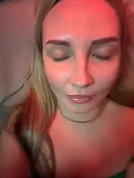 Snapshot of Aleksandrakis chatting on 11/01/25, 03:14 Aleksandrakis online show from 11/01/25, 03:14