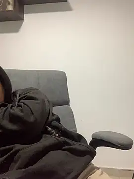 luna asss online show from 02/13/25, 05:44