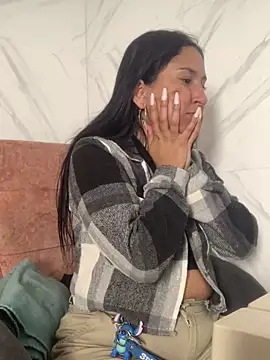 luna asss online show from 03/21/25, 11:01