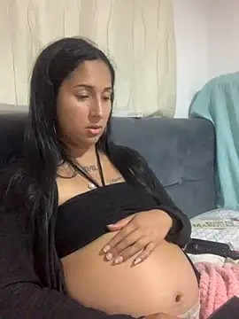 luna asss online show from 10/10/25, 09:14