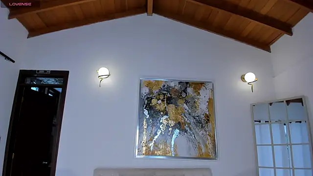 VictoriaMilan  online show from 12/28/24, 07:54