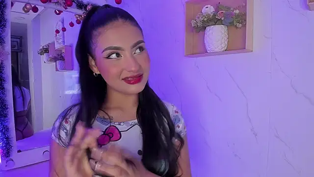 Snapshot of sabrinahimss chatting on 11/29/25, 05:32 sabrinahimss online show from 11/29/25, 05:32