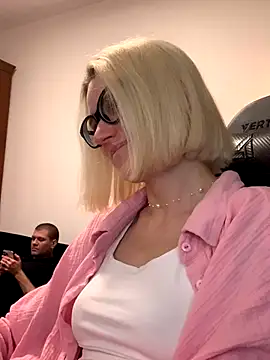 Sexy Sweets online show from 10/27/25, 04:44