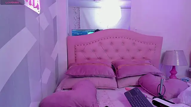 Naomi-Haruno online show from 05/15/26, 04:52