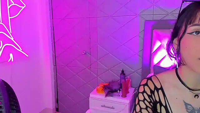 Naomi-Haruno online show from 07/23/26, 10:08