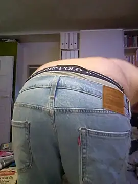 Snapshot of Sweet-Gismo chatting on 02/28/25, 11:23 Sweet-Gismo online show from 02/28/25, 11:23