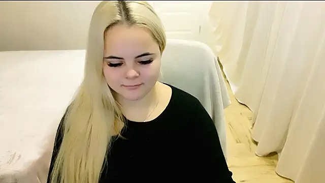 lovely-eyes online show from 12/02/24, 09:39