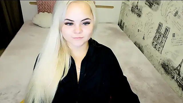 lovely-eyes online show from 10/14/25, 05:47