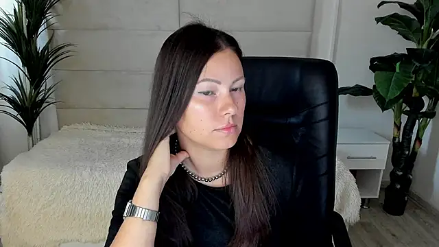 Snapshot of Dana__dom chatting on 09/19/25, 01:18 Dana dom online show from 09/19/25, 01:18