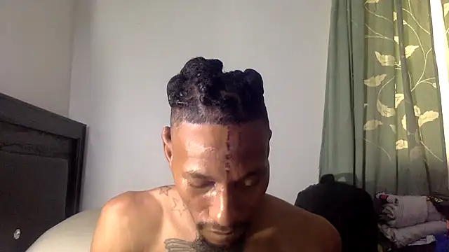 KingDerRico online show from 11/19/25, 04:07