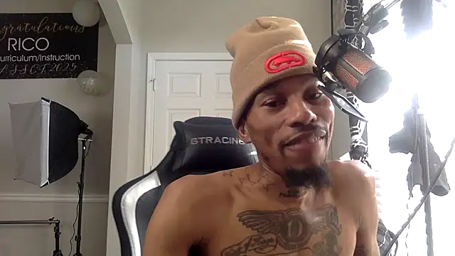 Snapshot of KingDerRico chatting on 02/09/26, 01:59 KingDerRico online show from 02/09/26, 01:59