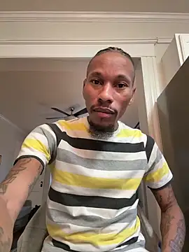 Snapshot of KingDerRico chatting on 03/19/26, 10:25 KingDerRico online show from 03/19/26, 10:25