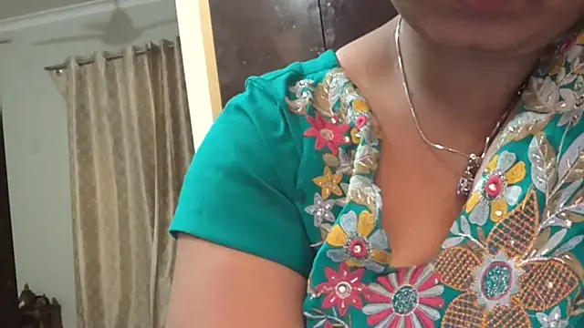 Gulaboo bhabi online show from 01/17/25, 08:02