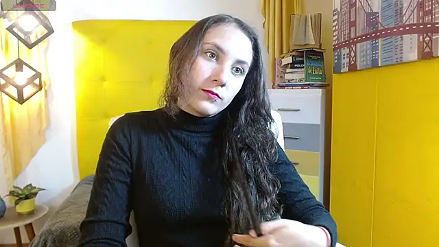 Snapshot of xlunna chatting on 11/18/25, 06:56 xlunna online show from 11/18/25, 06:56