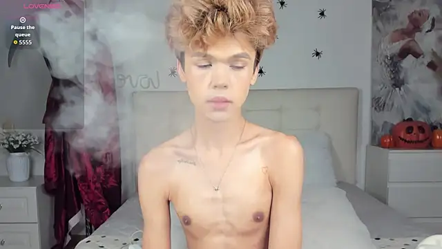 Felix Rey online show from 10/18/25, 09:43