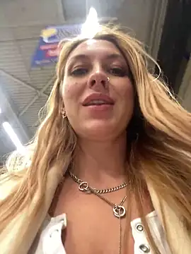 Sweet   Emily online show from 12/04/24, 08:51