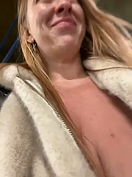 Sweet   Emily online show from 12/18/24, 10:24