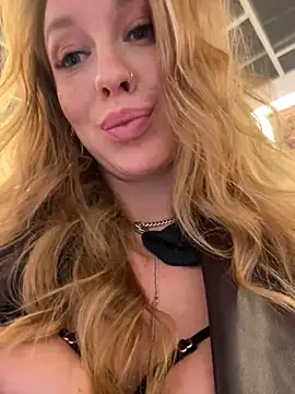 Sweet   Emily online show from 12/29/24, 02:21
