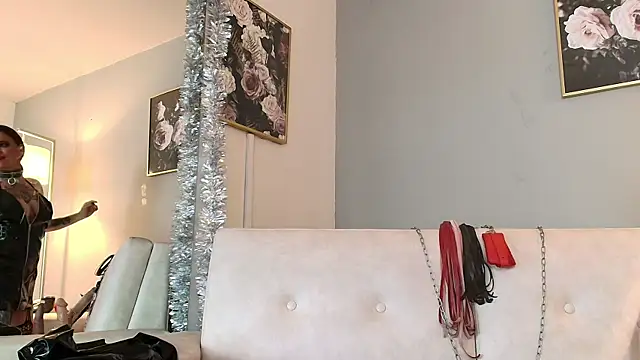MorganaCrowley online show from 12/29/24, 02:10