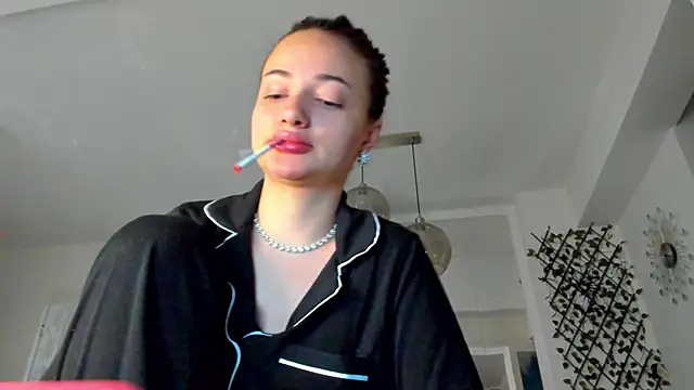 IreneVON online show from 12/05/24, 04:20